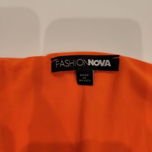 Fashion Nova Neon Orange Halter V-neck Bodysuit - Picture 6 of 8